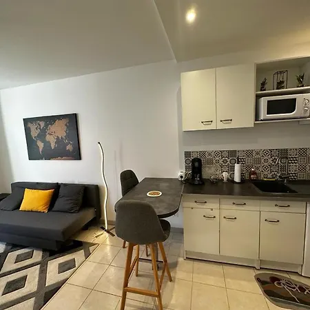 Διαμέρισμα Le Maixent, Maison De Ville, Baby Foot, Wifi Saint-Maixent-lʼÉcole