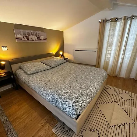 Le Maixent, Maison De Ville, Baby Foot, Wifi Διαμέρισμα *