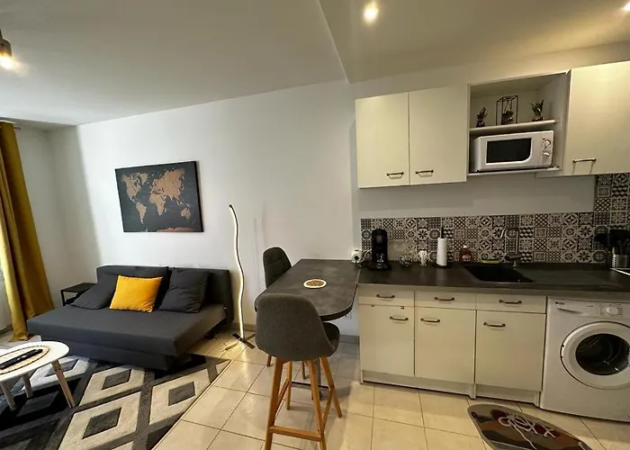 아파트 Le Maixent, Maison De Ville, Baby Foot, Wifi Saint-Maixent-lʼÉcole