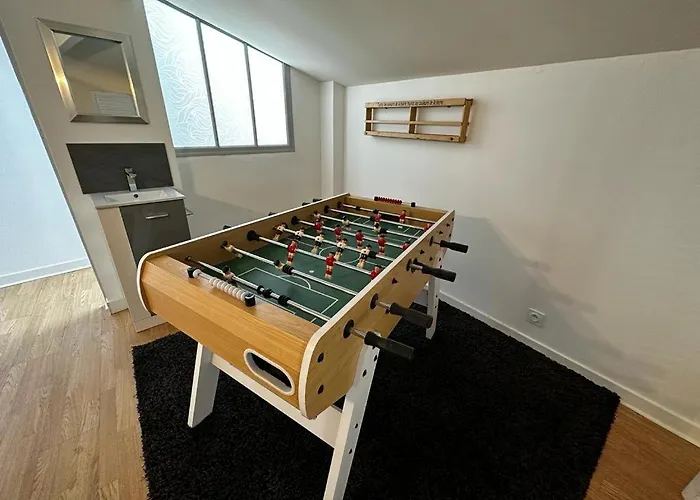 Le Maixent, Maison De Ville, Baby Foot, Wifi *